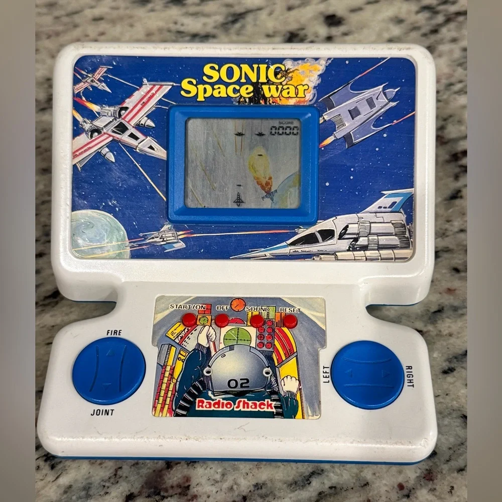 Vintage 80’s Radio Shack Sonic Space Wars Handheld Game Tested